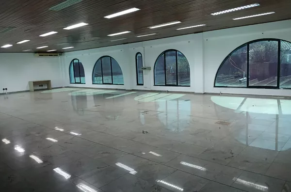 Casa comercial para aluguel com 1250 m2,  Jardim Everest, São Paulo