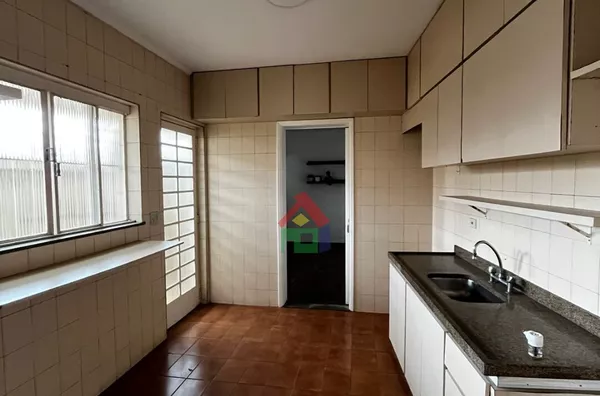 Casa para aluguel com 3 dorm (sendo 1 suíte) no Butantã,  Rolinópolis, São Paulo