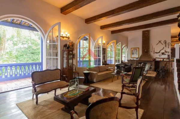 Casa estilo mineira para venda no Butantã,  Rolinópolis, São Paulo