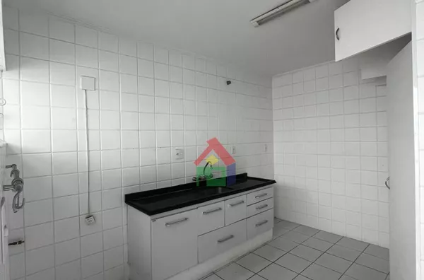 Casa de alto padrão para aluguel com 3 dorms (1 suíte master),  Butantã, São Paulo