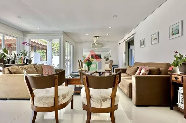 Casa em condomínio para venda com 5 dorm ,  Residencial Euroville, Carapicuíba