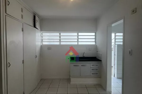 Casa de alto padrão para aluguel com 3 dorms (1 suíte master),  Butantã, São Paulo