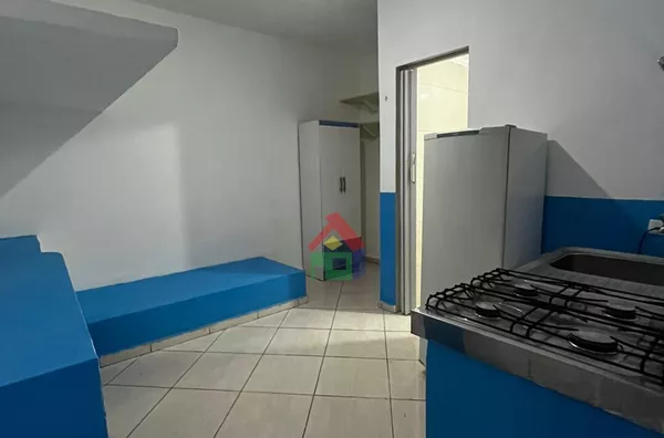 Kitinete próximo ao portão 3 da USP,  Vila Butantã, São Paulo