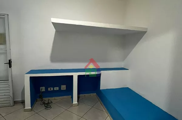 Kitinete próximo ao portão 3 da USP,  Vila Butantã, São Paulo