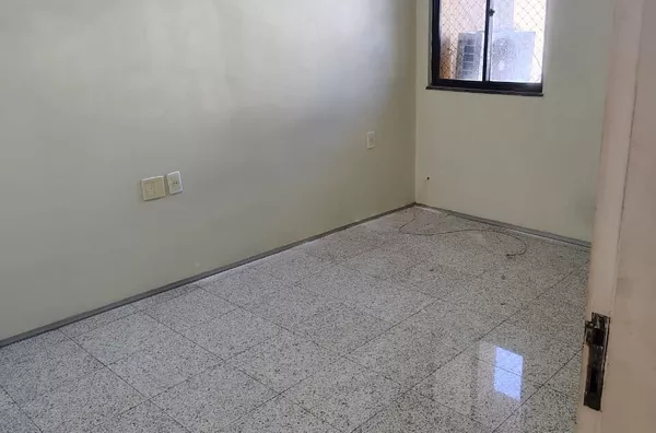  ALUGUE JÁ APARTAMENTO C/ ACABAMENTO DE 1° Com 2 quartos, Centro Próx. Santa Casa
