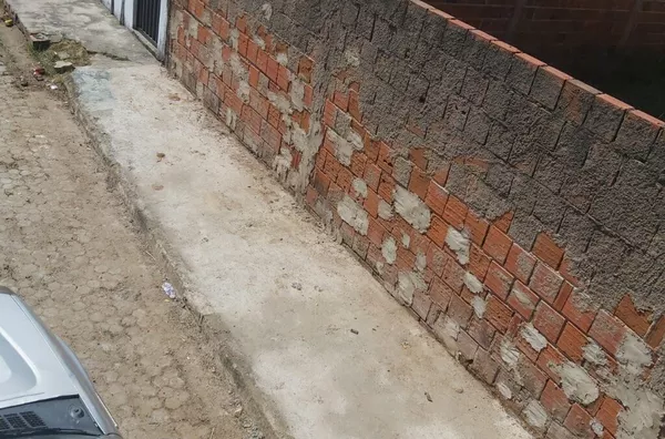 ALUGUE JÁ Terreno com 374m2 na  Cohab II, Sobral