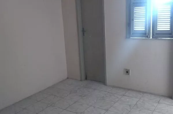 ALUGUE JÁ | APARTAMENTO C/ 2 QUARTOS – CENTRO