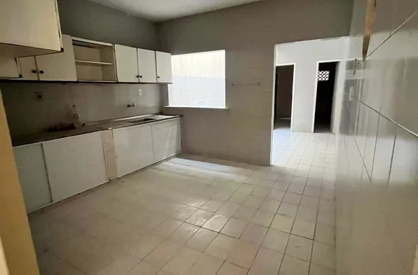 ALUGUE JÁ Apartamento no Centro com 3 quartos, próximo ao Banco do Brasil