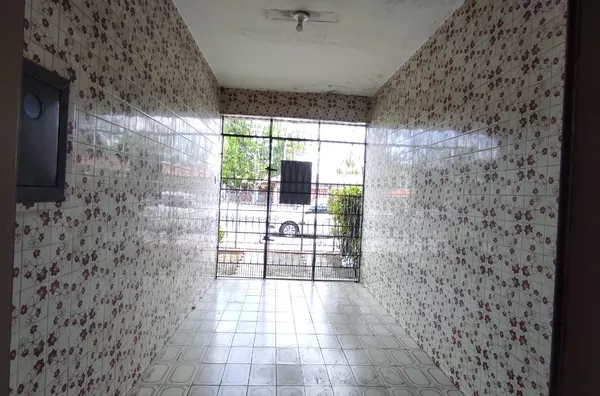 Casa para clinica, consultorio em região central - Foto 6