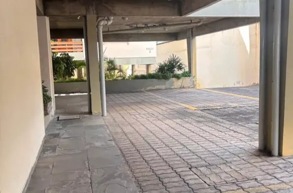 ALUGUE JÁ Apartamento com 3 quartos, 2 banheiro e portaria 24h no Centro
