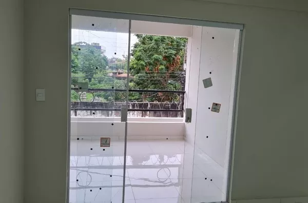 Sala comercial em galeria para aluguel  no Centro sobral