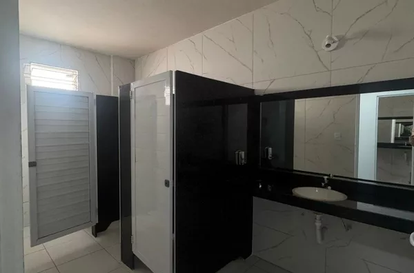 ALUGUE JÁ SALA Comercial no Liberato Centro Comercial, disponível de  18m2 à 87m2 - Foto 18