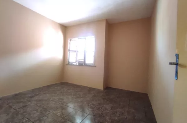 Locação - Apartamento com 3 Quartos e Vaga Garagem no Parque Silvana