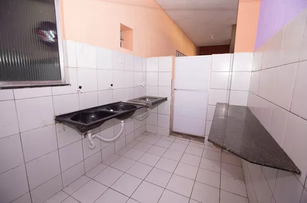 ALUGUE JÁ Kitinete / conjugados c/ 01 quarto(s), água, luz, internet, incluso, Coração de Jesus - Foto 18