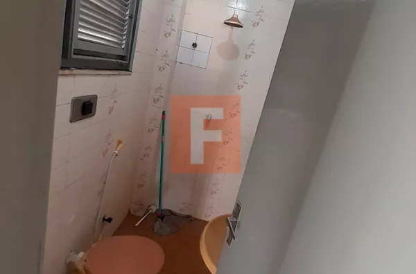 APTO. PRÓX. AO BECO DO COTOVELO Trv. Xerez Centro 