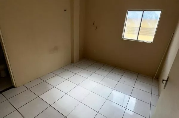 ALUGUE JÁ Apto. com 2 quartos. 2 banheiros - Domingos Olímpio