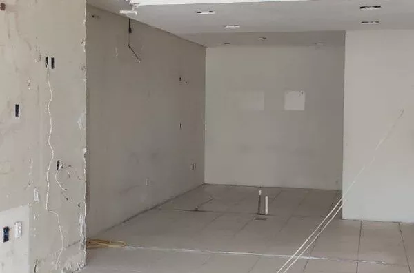 ALUGUE JÁ Ponto Comercial no Junco - próximo ao Centro de Convenções na Av do Contorno