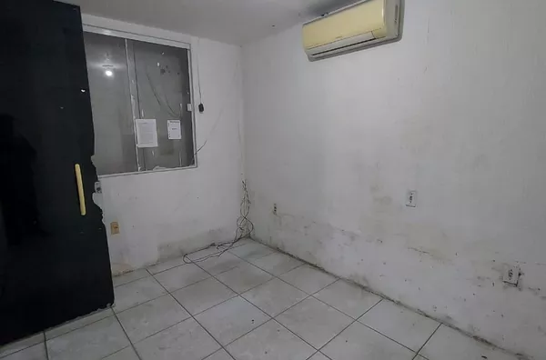 ALUGUE JÁ -  Galpão com 280m2 no Padre Ibiapina