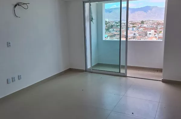 ALUGUE JÁ Sala comercial no JEBC, bairro Padre Ibiapina, Sobral 7 andar 37m2