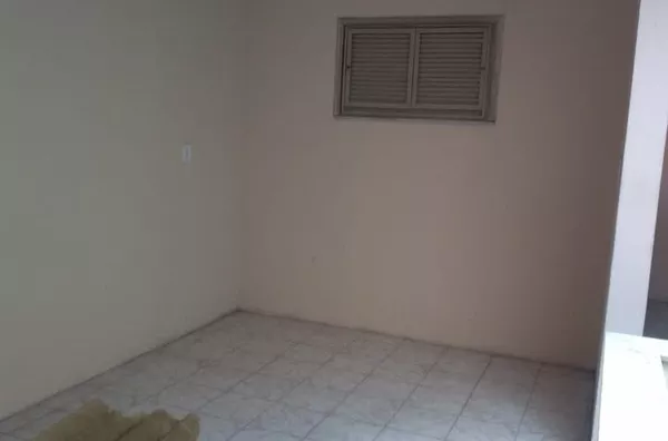 ALUGUE JÁ | APARTAMENTO C/ 2 QUARTOS – CENTRO