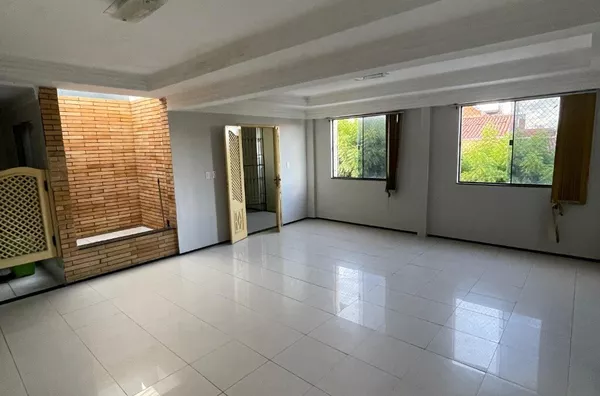 ALUGUE JÁ Casa altos para c/ 3 quarto(s), Centro, Sobral