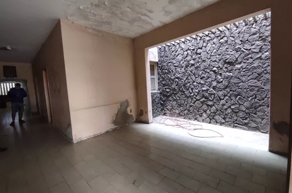 Casa para clinica, consultorio em região central - Foto 7