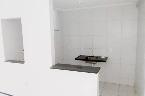ALUGUE JÁ Apartamento nas Pedrinhas com 02 Suítes e Portaria 24hs