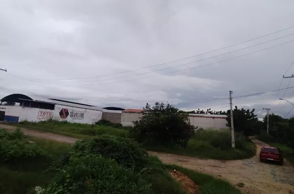 Terreno Comercial com 500m2 no Dom Expedito, por trás da Renault