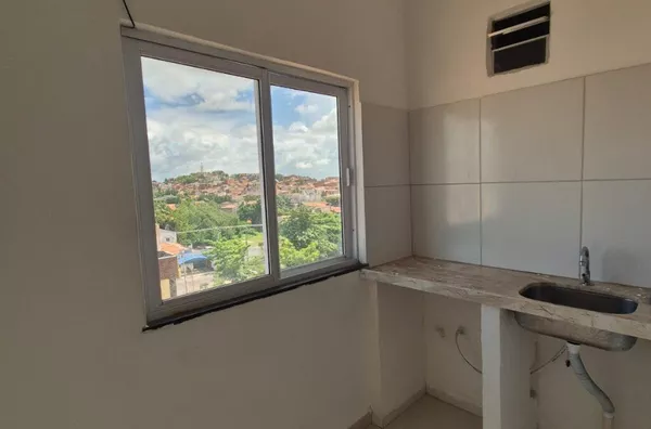 ALUGUE JÁ Apartamento c/ 3 quartos, varanda no Bairro Coração De Jesus, Sobral - Foto 3