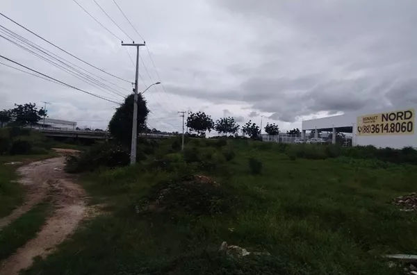 Terreno Comercial com 500m2 no Dom Expedito, por trás da Renault