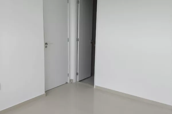 Alugue Já cobertura com 02 quartos e condomínio completo com cinema, sauna, academia, etc...