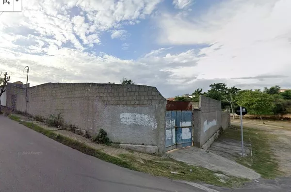 ALUGUE JÁ Terreno murado na Colina, próximo à Grendene com 350m2