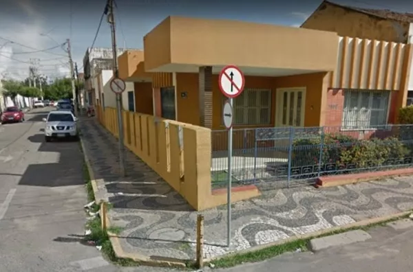 Casa para clinica, consultorio em região central