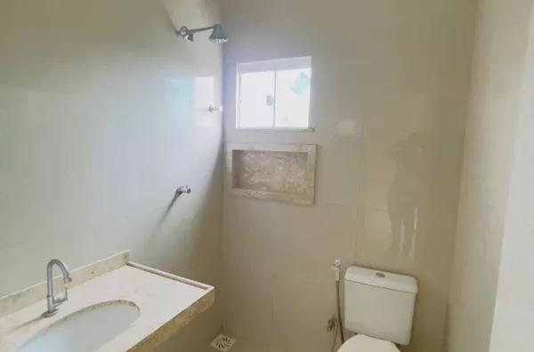 ALUGUE JÁ - CASA ALTOS C/ 3 QTS. BOA VIZINHANÇA I Início do Bairro 