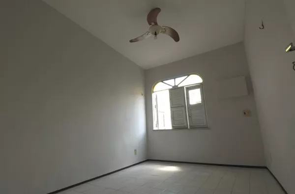 Apartamento com 03 Quartos próximo à Igreja do São Francisco