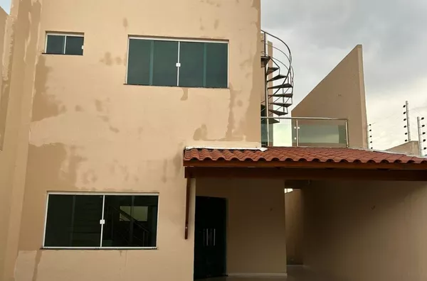 ALUGUE JÁ Casa TRIPLEX no Renato Parente - Foto 9