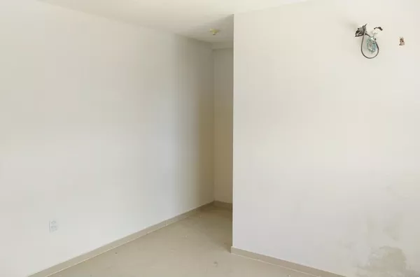 Apartamento nas Pedrinhas com 3 Quartos, elevador, portaria 24hs