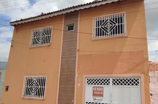 Casa duplex para venda, com 03 quartos, Cidade Pedro Mendes Carneiro, Sobral