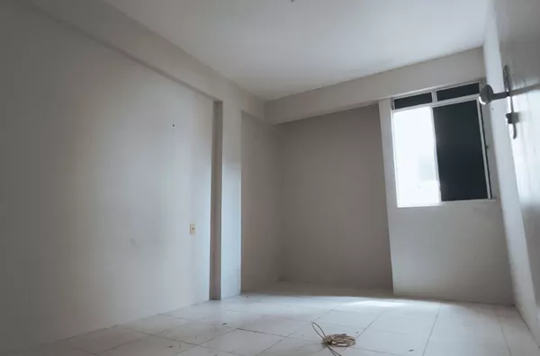 ALUGUE JÁ AP nas Pedrinhas com 02 Suítes e Portaria 24hs