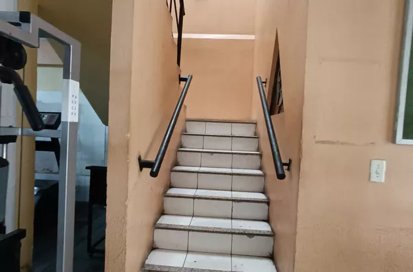 Ponto comercial para academia com com todos equipamentos, mais apartamento. - Foto 14