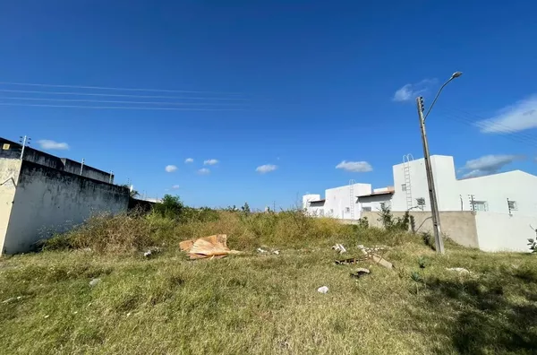 ALUGUE JÁ Terreno com 600m2 próximo à Vila Olímpica, Sobral