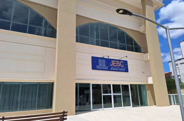 ALUGUE JÁ Sala comercial no JEBC, bairro Padre Ibiapina, Sobral 7 andar 37m2 - Foto 7