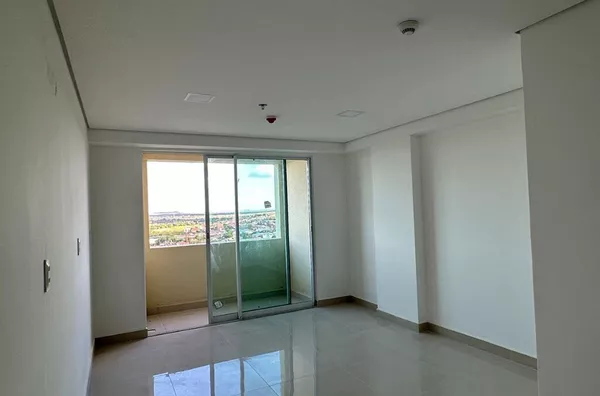 ALUGUE JÁ Sala com 42m2 no Quinto Andar do JEBC