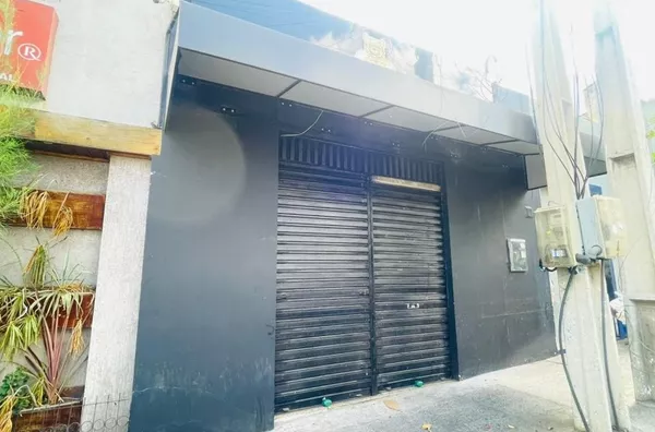 ALUGUE JÁ Ponto Comercial por trás do Teatro São João com 5,5m de frente por 8,7m fundos