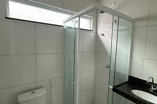 ALUGUE JÁ Casa com 2 quartos no Renato Parente