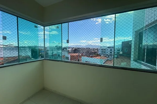 ALUGUE JÁ Apartamento c/ 3 quartos, varanda no Bairro Coração De Jesus, Sobral