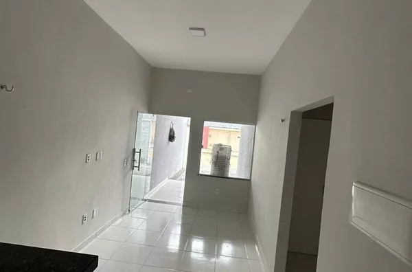 ALUGUE JÁ Casa com 2 quartos no Renato Parente