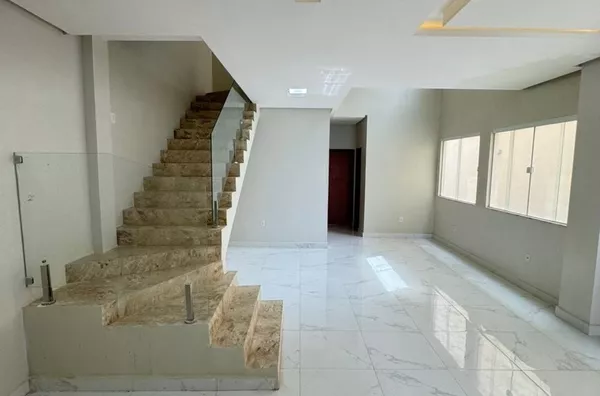 ALUGUE JÁ Casa DUPLEX com piscina no Boa Vizinhança