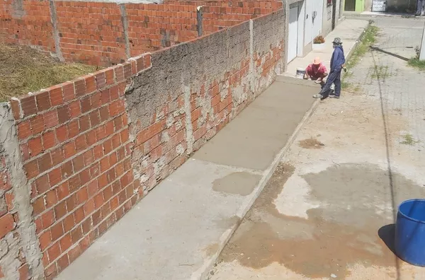 ALUGUE JÁ Terreno com 374m2 na  Cohab II, Sobral