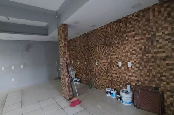 ALUGUE JÁ Ponto Comercial no Alto do Cristo com 25m2 + banheiro